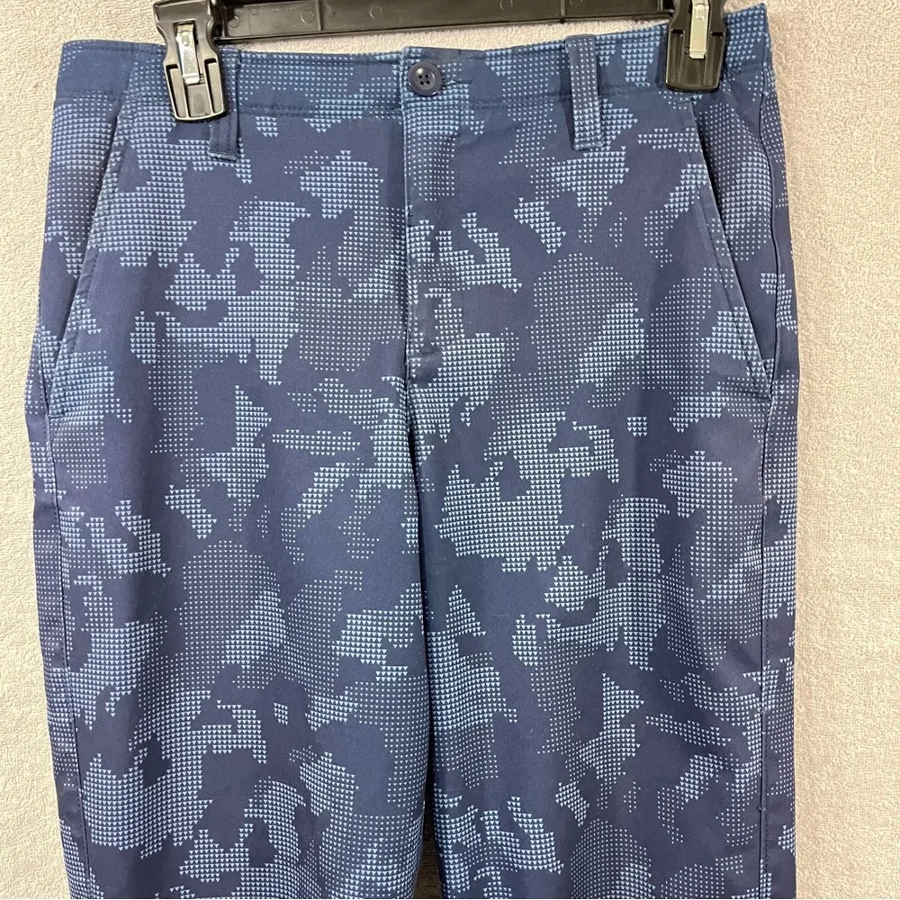 Under Armour Match Play Pants Boys 16 Blue Camoflauge Loose Fit Golf - Picture 3 of 8